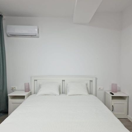 Catedral Apartment Bucharest Exterior photo